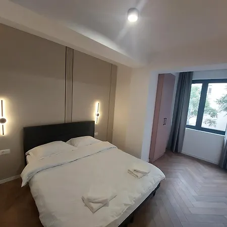 Executive By Modern Living