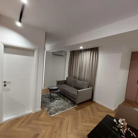 Executive By Modern Living *