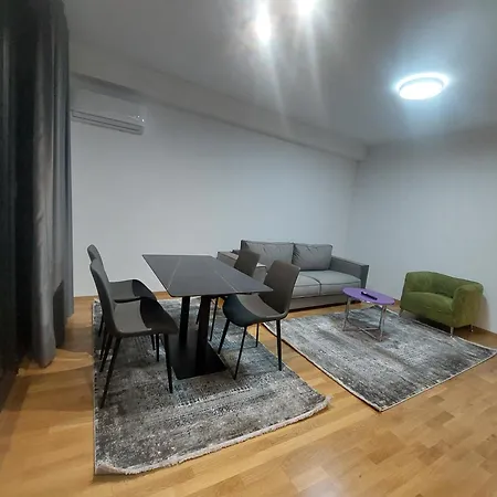 Executive By Modern Living Skopje